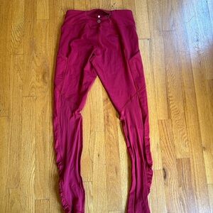 Lululemon leggings size 6